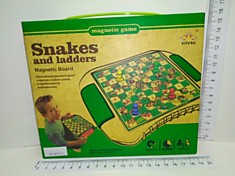 Магнитная игра Snakes and Ladders